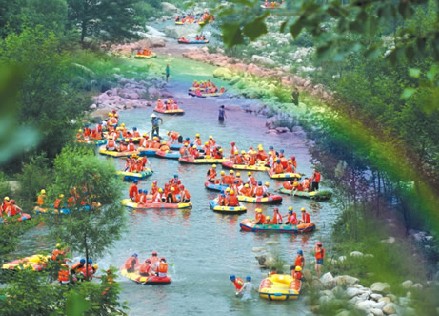 尧山峡谷漂流  一日游